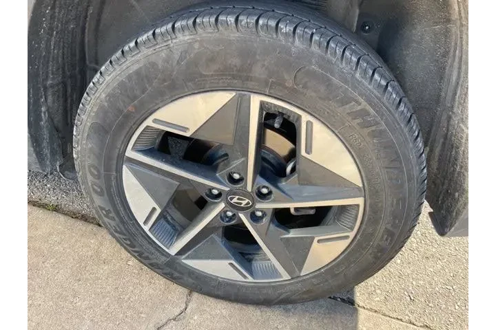 $22820 : Hyundai TUCSON 2025 AWD SEL image 9