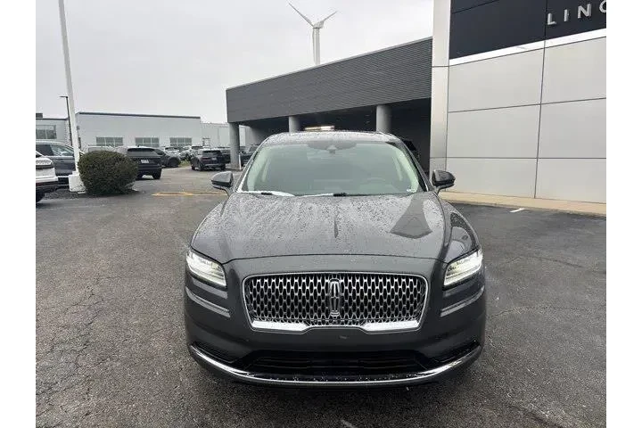 $31485 : Lincoln Nautilus 2023 AWD Re image 2