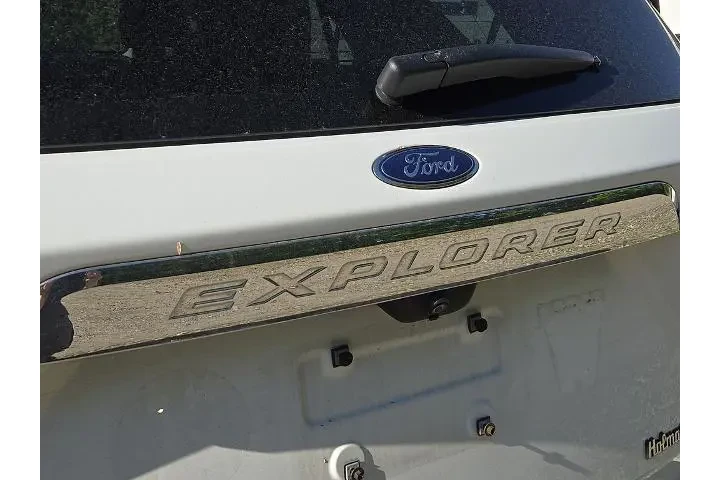 $24053 : Ford Explorer 2021 AWD XLT 4 image 9