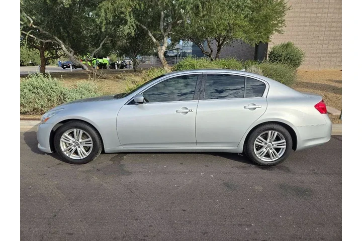 $12995 : 2013 G37 Sedan Journey image 8
