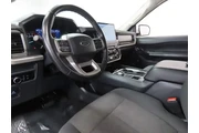 $39995 : Ford Expedition 2024 4x2 XLT thumbnail