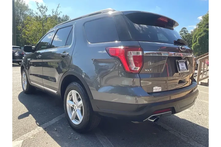 $11985 : Ford Explorer 2018 XLT 4dr S image 7