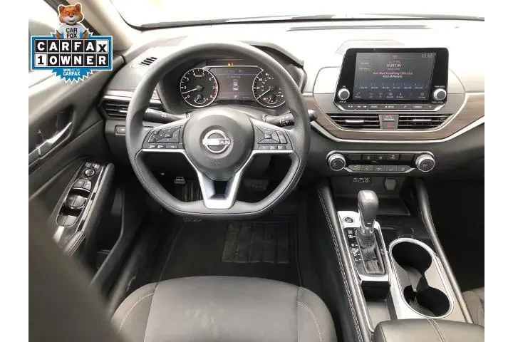 $16999 : Nissan Altima 2023 2.5 SV 4d image 10