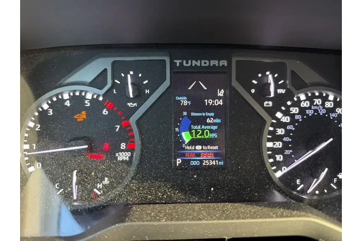 $39592 : Toyota Tundra 2023 4x4 SR5 4 image 3