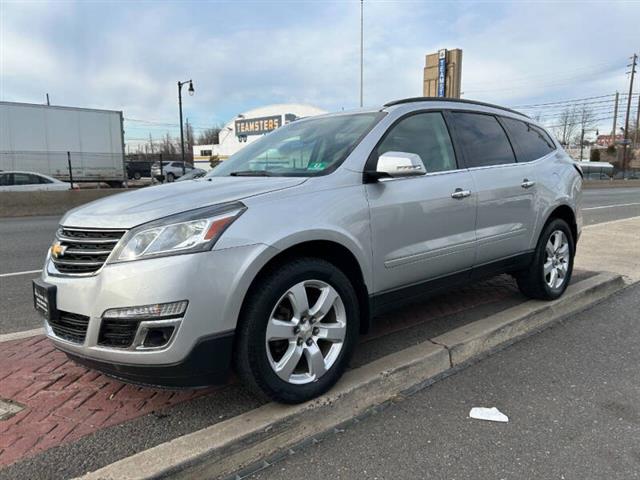 $8995 : 2016 Traverse LT image 8