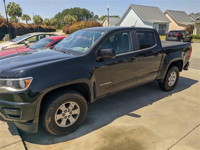 $11000 : 2015 Chevy Colorado Crew cab image 2