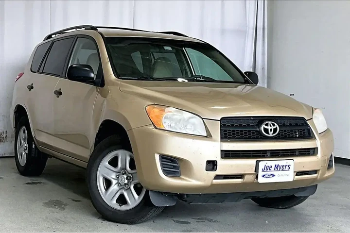 $7991 : Toyota RAV4 2012 Base 4dr SU image 1