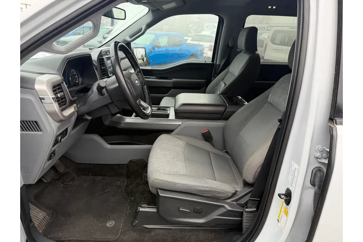 $33850 : Ford F-150 2022 4x4 XLT 4dr image 10