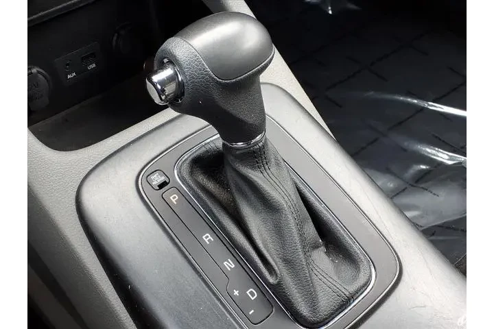 $8769 : Kia Forte 2014 LX 4dr Sedan image 8