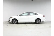 $15998 : Kia Forte 2021 LXS 4dr Sedan thumbnail