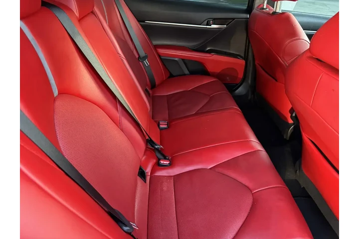 $30798 : Toyota Camry Hybrid 2024 XSE image 8