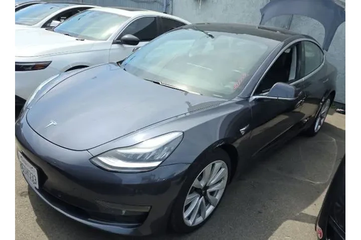 $21900 : Tesla Model 3 2018 AWD Perfo image 1