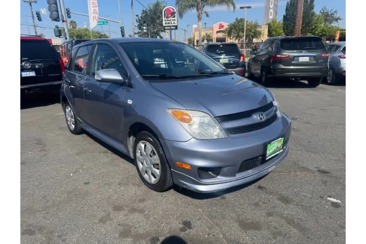 $7998 : 2006 xA image 3