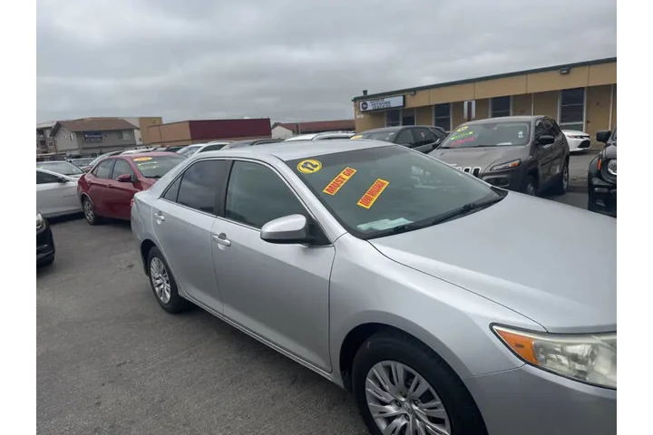 $14999 : 2012 Camry SE image 4