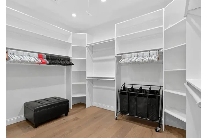 $2378 : Available Home in South Gate image 6