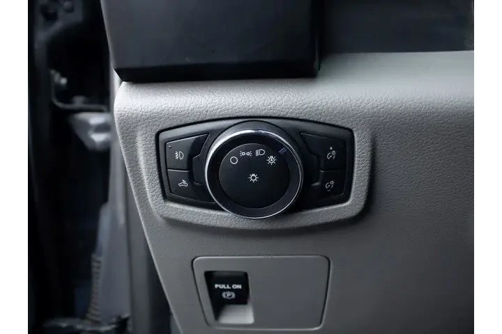 $23991 : Ford F-150 2020 4x2 XL 4dr S image 8