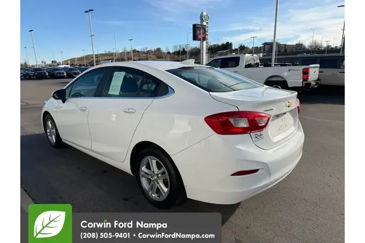 $8950 : Chevrolet Cruze 2017 LT Auto image 6