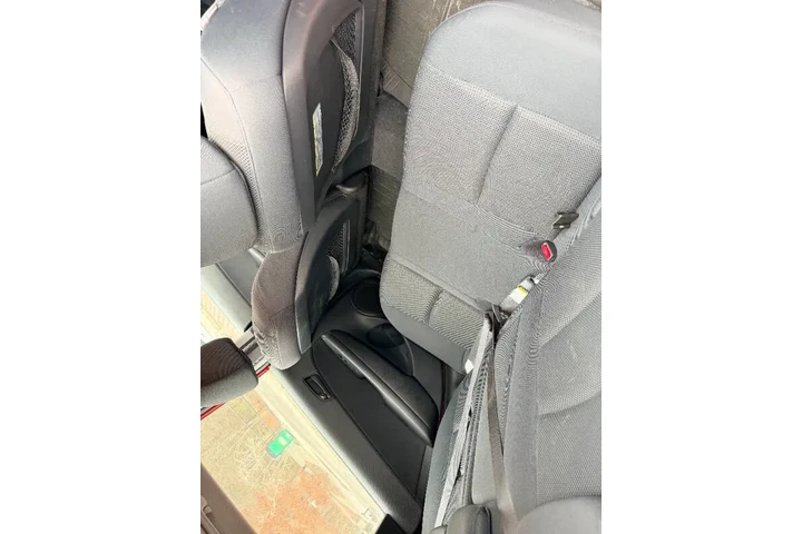 $3300 : 2009 Elantra Touring image 5