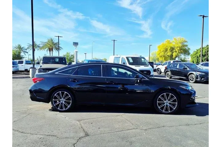 $19732 : Toyota Avalon 2019 XLE 4dr S image 7