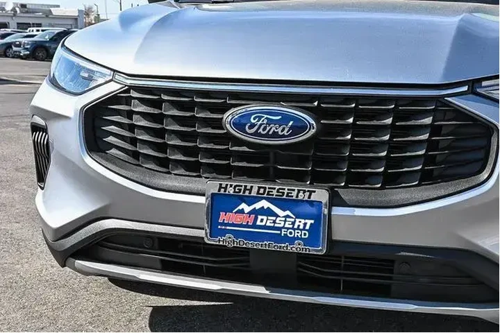 $21788 : Ford Escape 2023 Active 4dr image 5