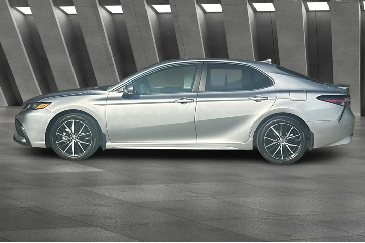 $25500 : Toyota Camry 2023 SE 4dr Sed image 7
