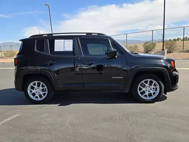 $19510 : Pre-Owned 2020 RENEGADE LATIT image 8