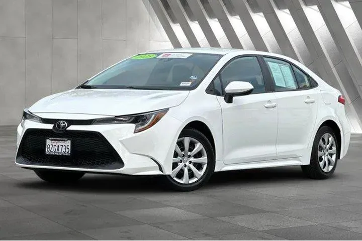 $18900 : Toyota Corolla 2022 LE 4dr S image 2