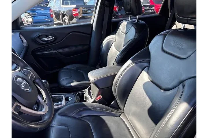 $14760 : Jeep Cherokee 2017 4x4 Limit image 9