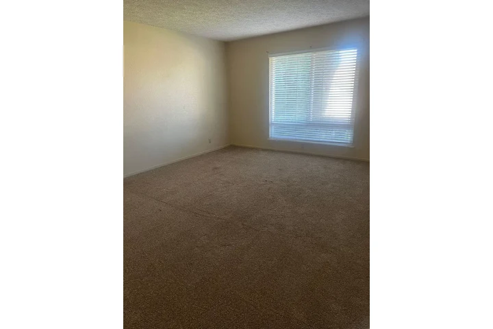 $1000 : Bonita casa de 3 dormitorios image 2