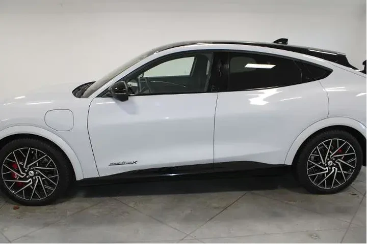 $33668 : Ford Mustang Mach-E 2023 AWD image 6