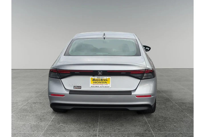 $28141 : Honda Accord 2024 EX 4dr Sed image 4