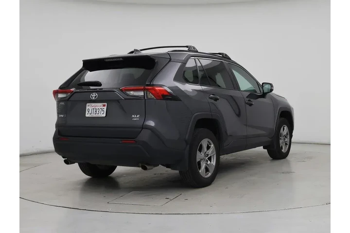 $29998 : Toyota RAV4 2023 AWD XLE 4dr image 8