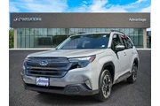 $30895 : Subaru Forester 2025 AWD Pre thumbnail
