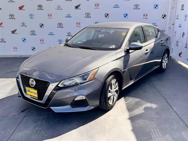 $14495 : Used 2019 Altima 2.5 S Sedan image 7