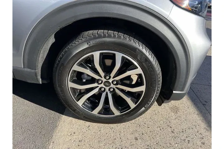 $33990 : Ford Explorer 2022 AWD ST-Li image 8