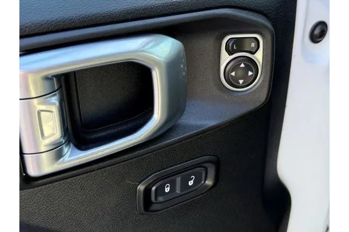 $25297 : Jeep Wrangler Unlimited 2019 image 10