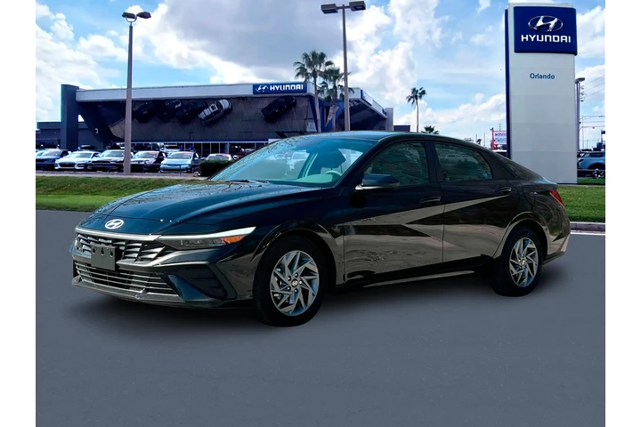 $19177 : Hyundai ELANTRA 2024 SEL 4dr image 2