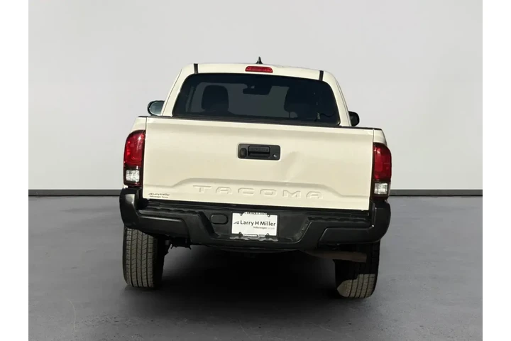 Toyota Tacoma 2020 4x2 SR5 4 image 5