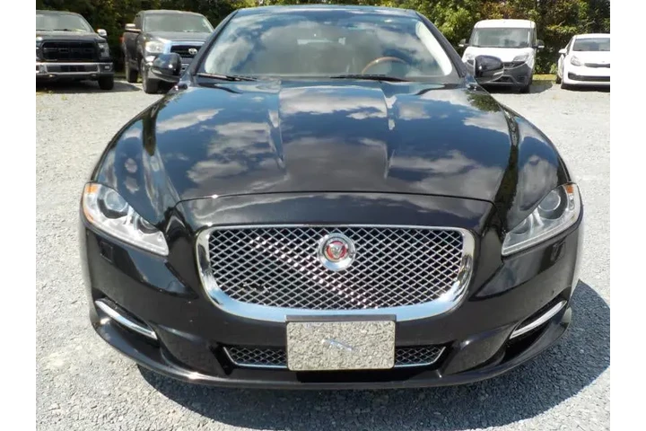 $16497 : 2015 XJ-Series XJL Portfolio image 8