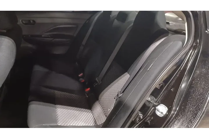 $16783 : Nissan Versa 2024 S 4dr Seda image 6