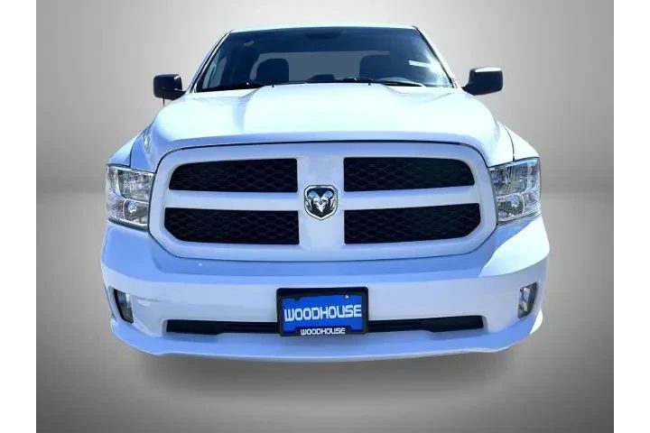 $18495 : Ram 1500 2018 4x4 Express 4d image 2