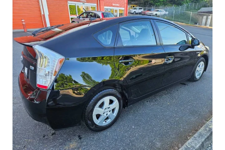 $6999 : 2010 Prius III image 6