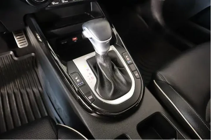 $22653 : Kia Forte 2023 GT-Line 4dr S image 8