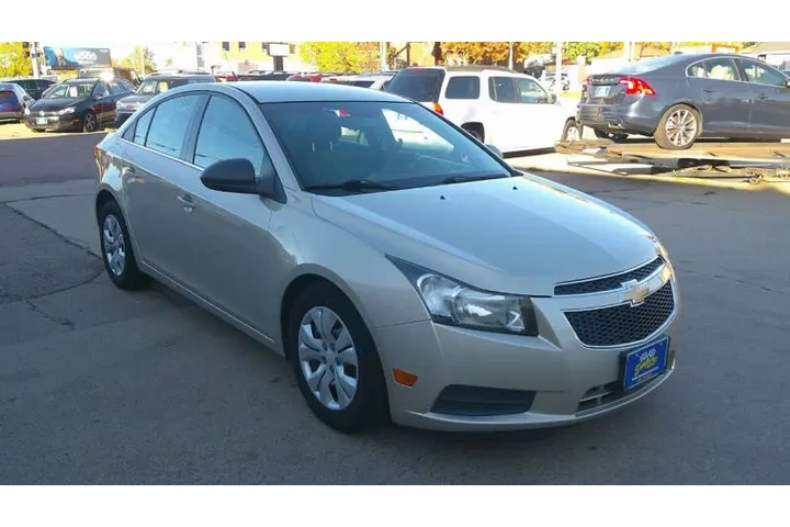 $6999 : 2012 Cruze LS image 6
