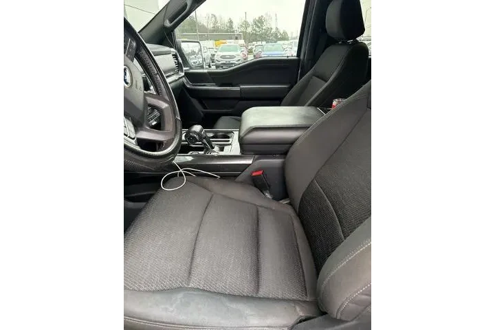 $35805 : Ford F-150 2021 4x4 XLT 4dr image 6