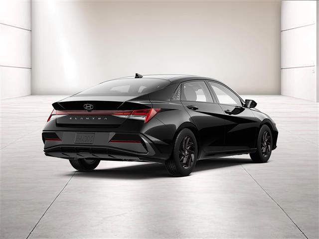 $25255 : New 2024 Hyundai ELANTRA SEL image 7