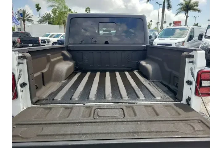 $31991 : Jeep Gladiator 2021 4x4 Rubi image 6