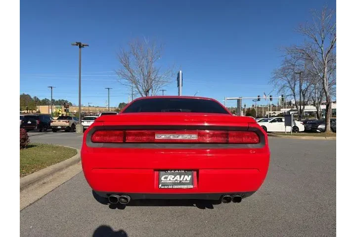 $15627 : Dodge Challenger 2010 R/T 2d image 6