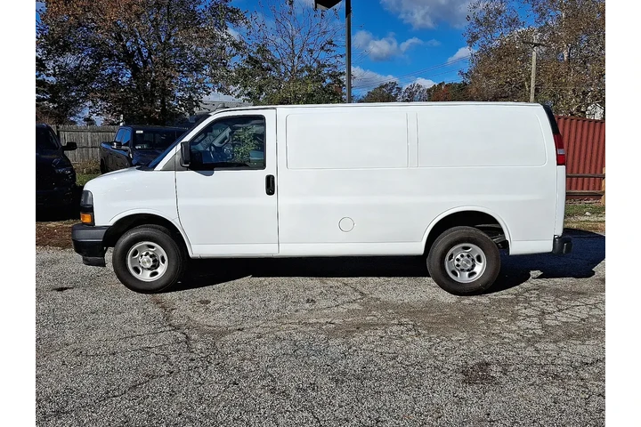 $25994 : Chevrolet Express 2023 2500 image 2
