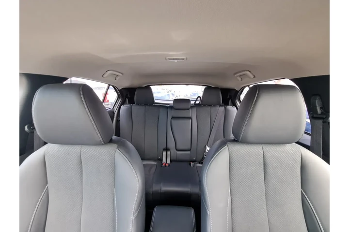 $28988 : Mitsubishi Eclipse Cross 202 image 10